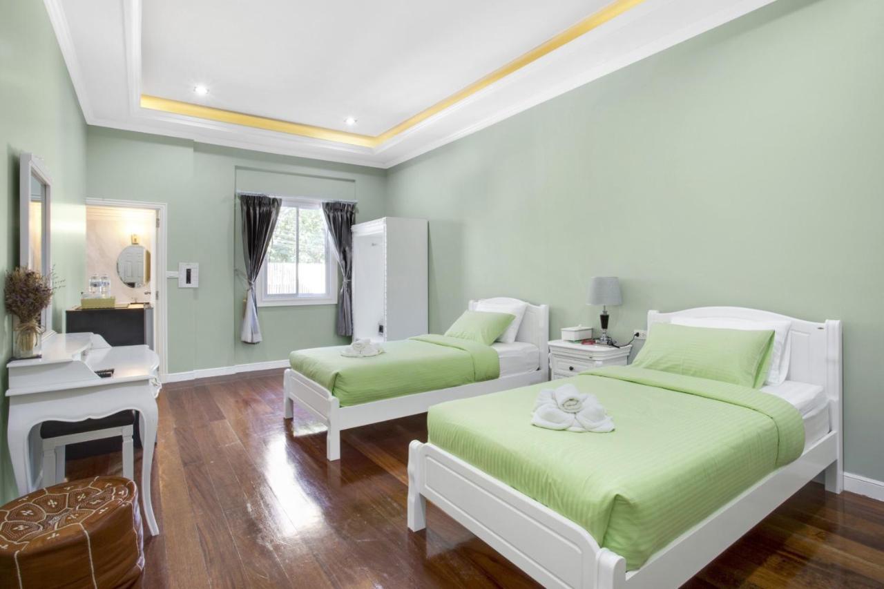 Aquna Huahin Resort Exterior photo