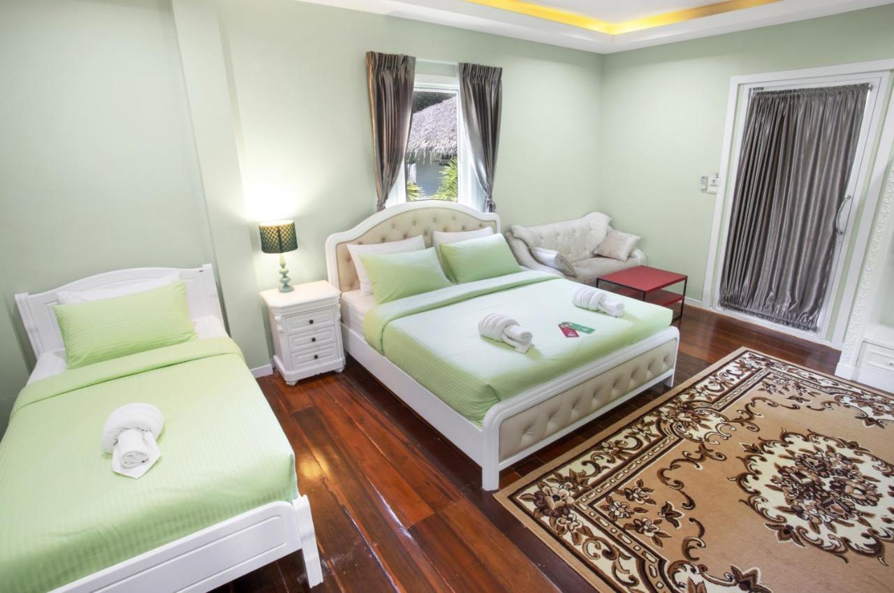 Aquna Huahin Resort Exterior photo