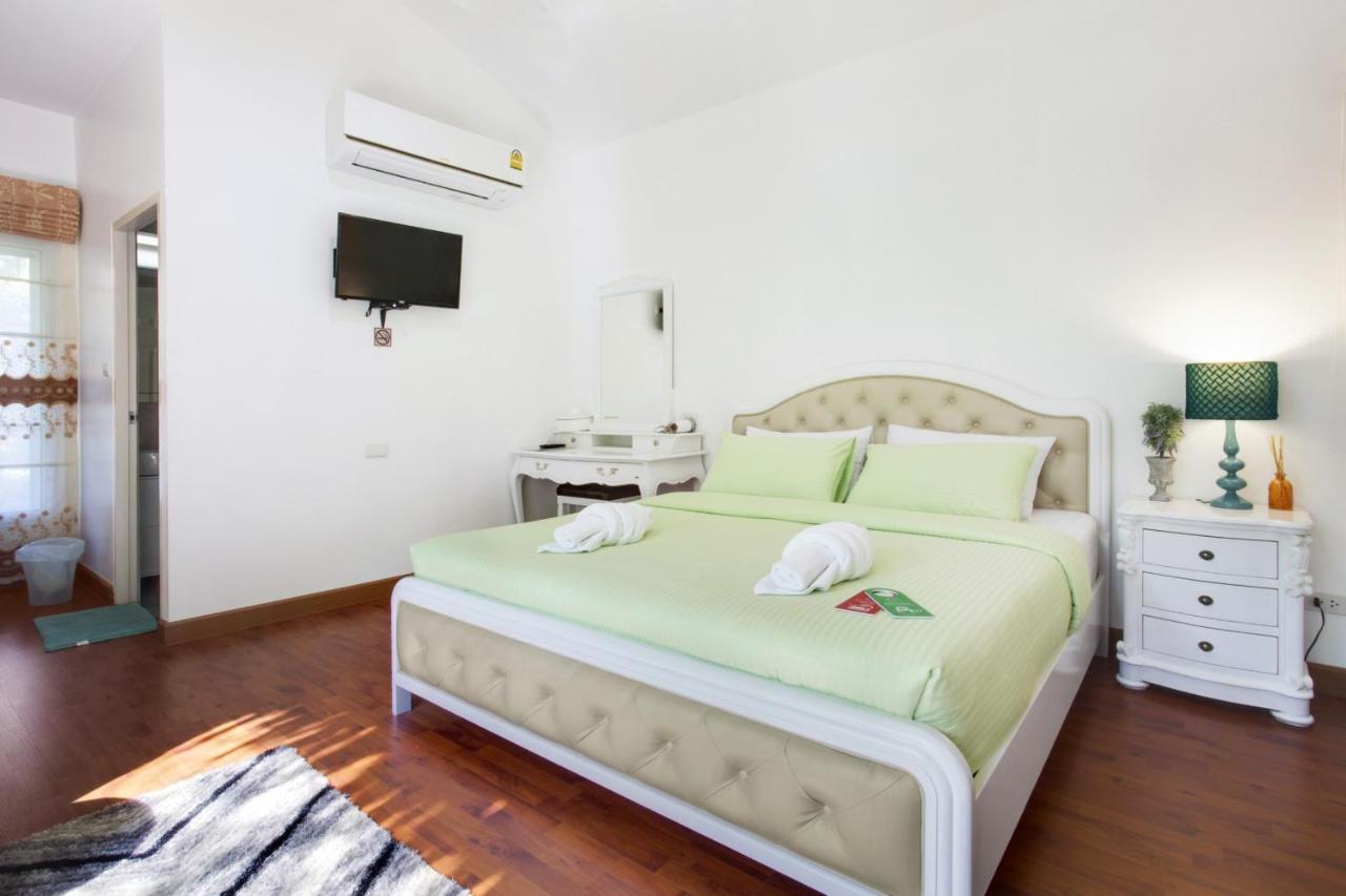 Aquna Huahin Resort Exterior photo